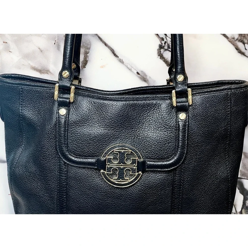 Tory Burch Black Leather Amanda Classic Hobo Shoulder Bag